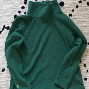CLEARANCE! Greenpoint Turtleneck in Vello Fleece (Emerald Green) - M (6-8)